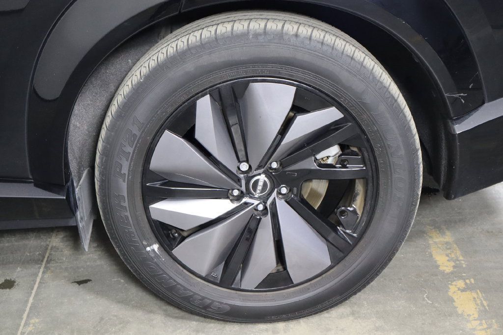 Used 2024 Nissan Ariya AWD image 37