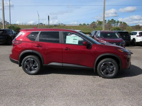 New 2026 Nissan Rogue SV image 2