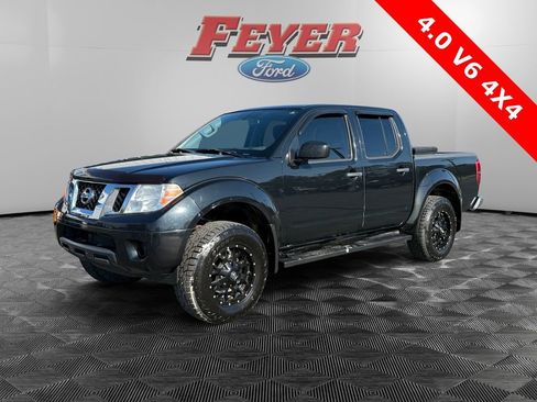 Used 2019 Nissan Frontier SV image 1