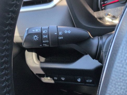 Used 2020 Toyota RAV4 XLE w/ Convenience Package AWD/4WD image 29