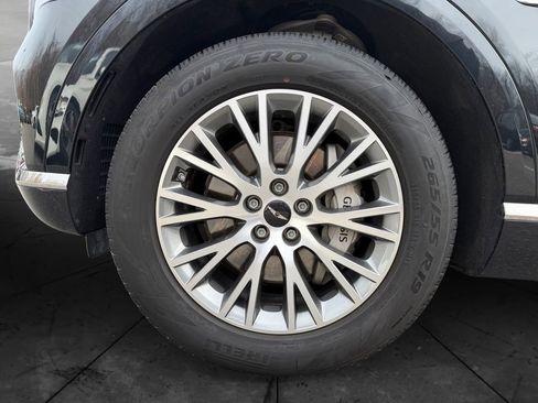 Used 2025 Genesis GV80 2.5T Standard image 14