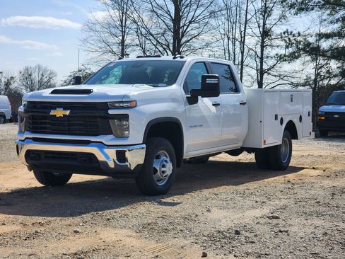 New 2025 Chevrolet Silverado 3500 W/T w/ WT Convenience Package AWD/4WD image 6