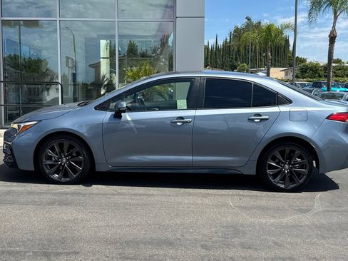 Used 2024 Toyota Corolla SE w/ SE Premium Package FWD image 8