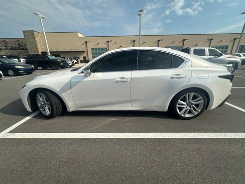 Used 2021 Lexus IS 300 w/ Comfort Package RWD image 4