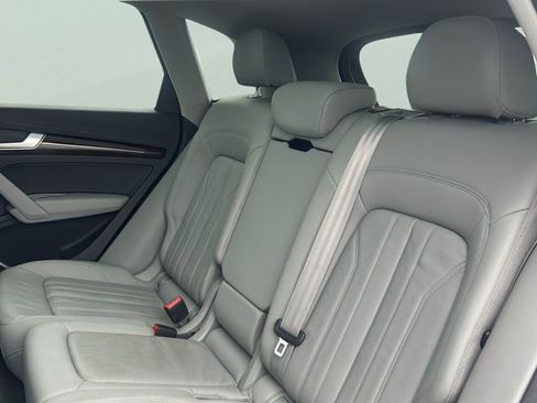 Used 2018 Audi Q5 2.0T Premium image 17
