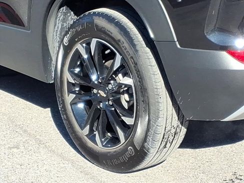 Used 2023 Chevrolet TrailBlazer LT w/ Convenience Package image 9