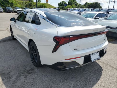 New 2026 Kia K5 GT-Line FWD image 4