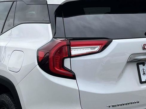 Used 2022 GMC Terrain AT4 w/ Infotainment Package II AWD/4WD image 13