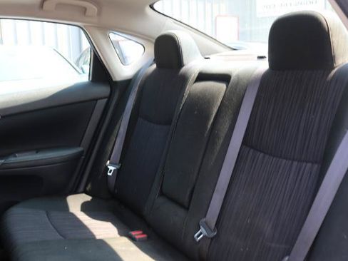 Used 2019 Nissan Sentra SV w/ Special Edition Package FWD image 15