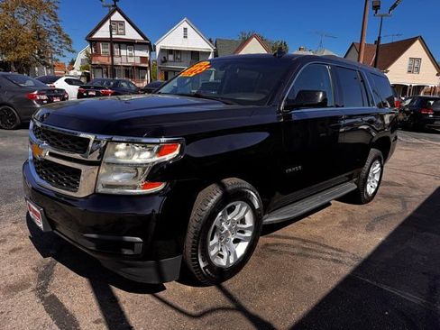 Used 2019 Chevrolet Tahoe LS AWD/4WD image 3