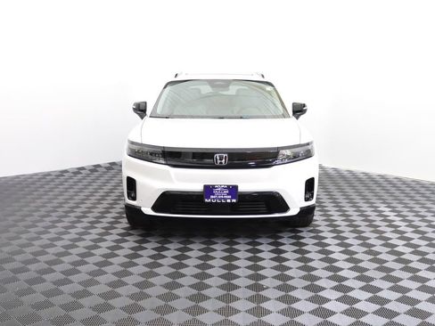 Used 2025 Honda Prologue Touring image 4