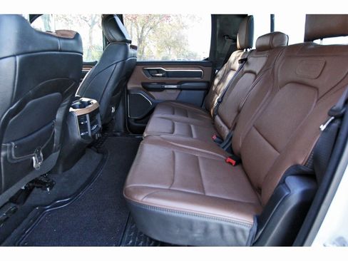 Used 2020 RAM 1500 Limited image 7