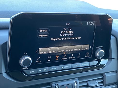 Used 2025 Nissan Pathfinder S w/ Cargo Package image 19