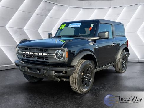 Used 2023 Ford Bronco Black Diamond AWD/4WD image 1
