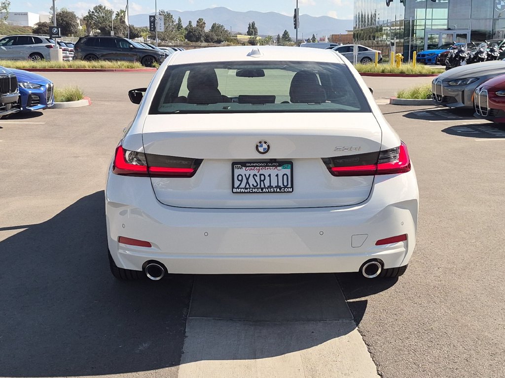 Used 2026 BMW 330i Sedan RWD image 7