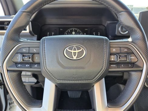 Used 2025 Toyota 4Runner SR5 image 20