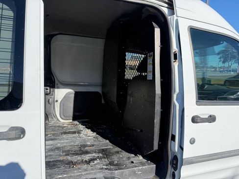 Used 2013 Ford Transit Connect XLT image 21