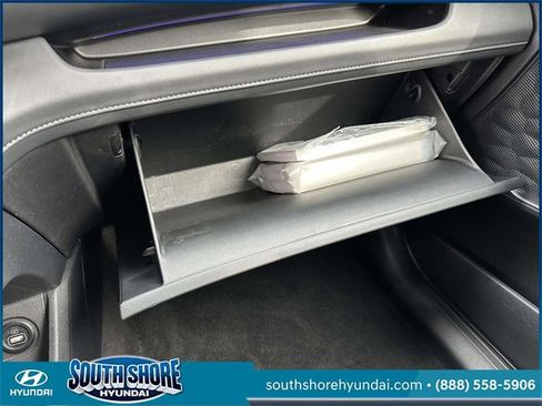 Certified 2022 Hyundai Santa Fe Calligraphy image 36