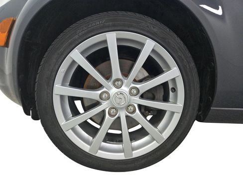 Used 2006 MAZDA MX-5 Miata Sport w/ Suspension Pkg image 21