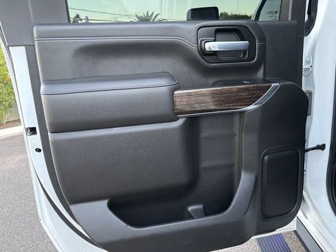 Used 2022 GMC Sierra 2500 SLE w/ SLE Convenience Package image 34