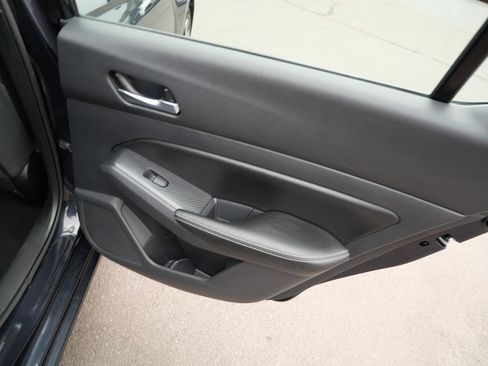 Used 2022 Nissan Altima 2.5 SV AWD/4WD image 25