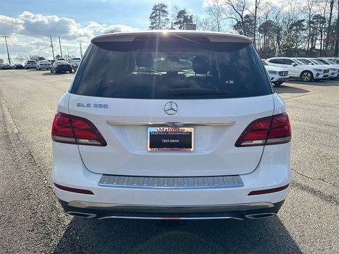 Used 2018 Mercedes-Benz GLE 350 w/ Premium 1 Package image 6