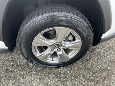 Certified 2024 Toyota RAV4 XLE image 12