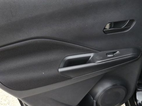 Certified 2024 Nissan Kicks S image 10