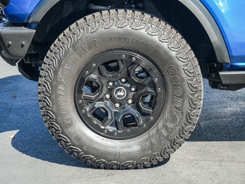 Used 2021 Ford Bronco First Edition AWD/4WD image 10