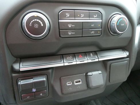 Certified 2022 Chevrolet Silverado 2500 Custom w/ Gooseneck/5TH Wheel Package AWD/4WD image 27