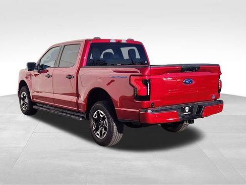 Used 2023 Ford F150 Lightning XLT image 8