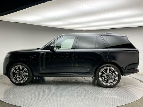 New 2026 Land Rover Range Rover SE image 10
