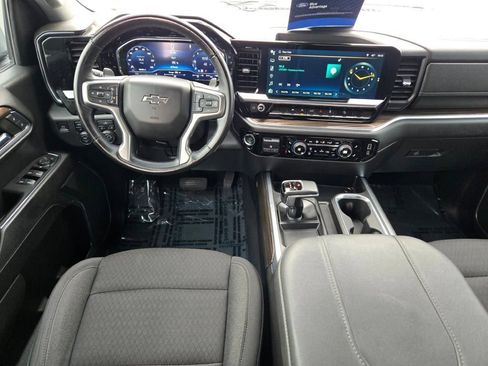 Used 2023 Chevrolet Silverado 1500 RST AWD/4WD image 21