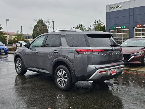 New 2025 Nissan Pathfinder SL w/ Lighting Package (N92) image 7