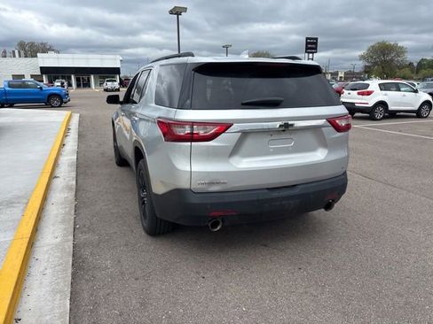 Used 2019 Chevrolet Traverse LT w/ LPO, Floor Liner Package AWD/4WD image 10