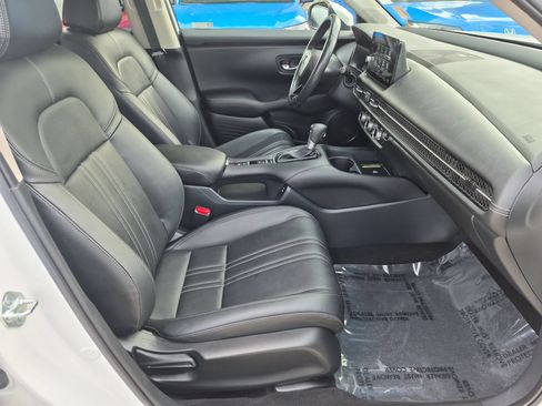Used 2024 Honda HR-V EX-L image 30