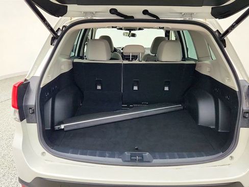 Used 2022 Subaru Forester Premium AWD/4WD image 19