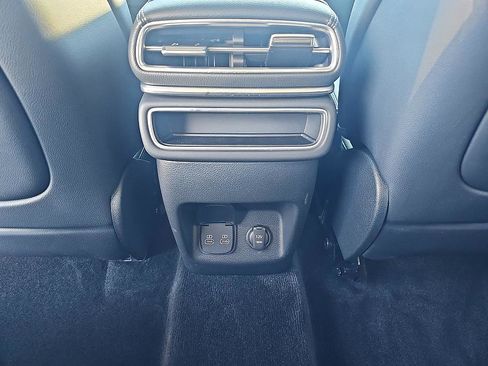 Used 2025 Genesis GV80 2.5T Standard image 31