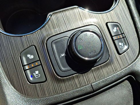 Used 2023 GMC Acadia SLT w/ Elevation Edition AWD/4WD image 25