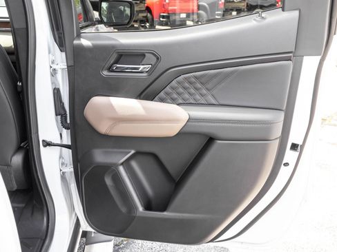 Used 2026 GMC Canyon Denali AWD/4WD image 48