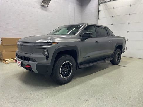 New 2026 Chevrolet Silverado EV Trail Boss w/ Plus Package AWD/4WD image 7