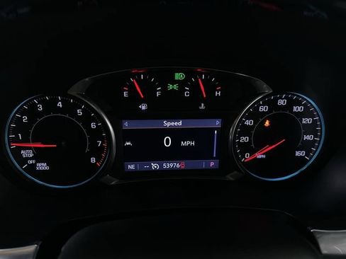 Used 2022 Chevrolet Traverse LT FWD image 12