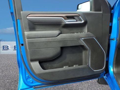 Used 2026 Chevrolet Silverado 1500 RST image 11