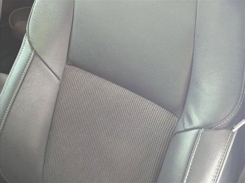 Used 2016 Toyota Corolla S FWD image 9