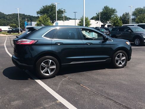 Used 2024 Ford Edge SEL w/ Convenience Package AWD/4WD image 4