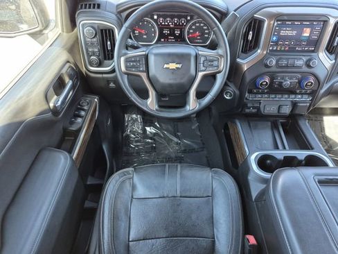 Used 2022 Chevrolet Silverado 1500 High Country AWD/4WD image 25