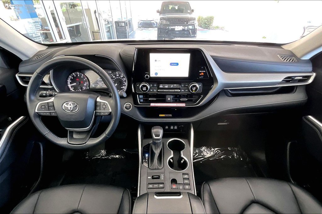 Certified 2026 Toyota Highlander XLE AWD/4WD image 7