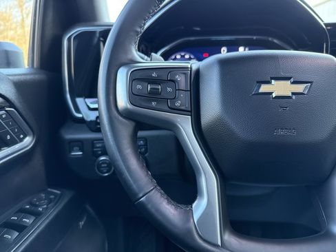 Used 2023 Chevrolet Silverado 1500 LTZ w/ LTZ Premium Package image 17