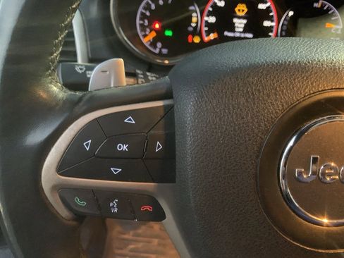 Used 2014 Jeep Grand Cherokee Limited w/ Luxury Group II image 14