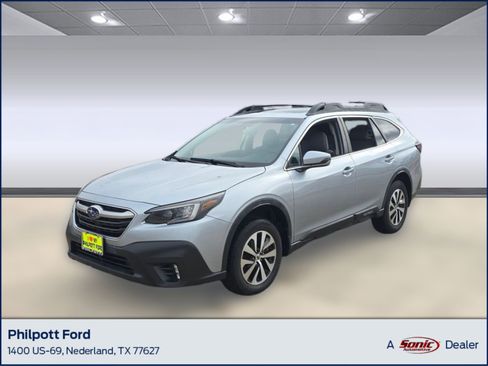 Used 2021 Subaru Outback Premium image 1
